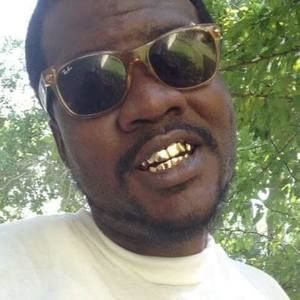 Meet your Posher, Pierre jefe